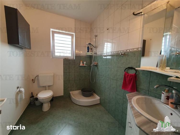 Casă cu 3 camere cu Teren 5250 Mp în Amzacea