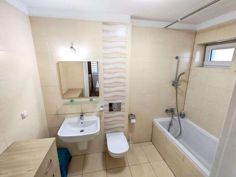 Apartament cu 2 camere semidecomandat în Obor