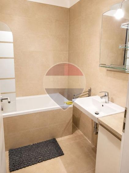 Apartament cu 2 camere decomandat în Tractorul — fotografia 3