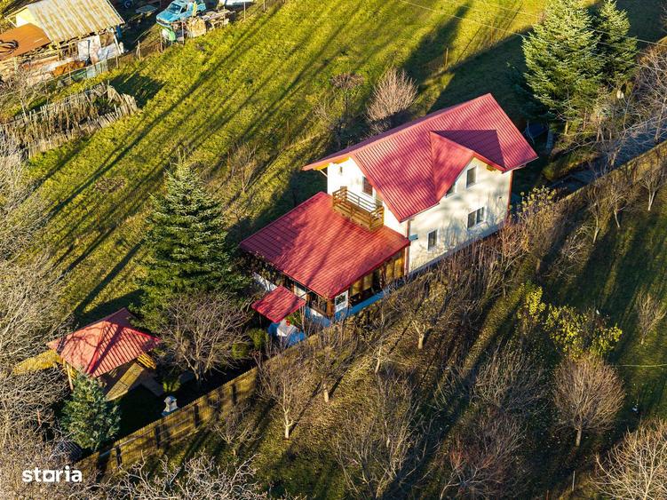 Casă cu 3 camere cu Teren 729 Mp în Central