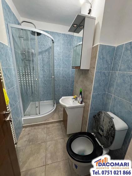 Apartament cu 2 camere semidecomandat în Micro 17