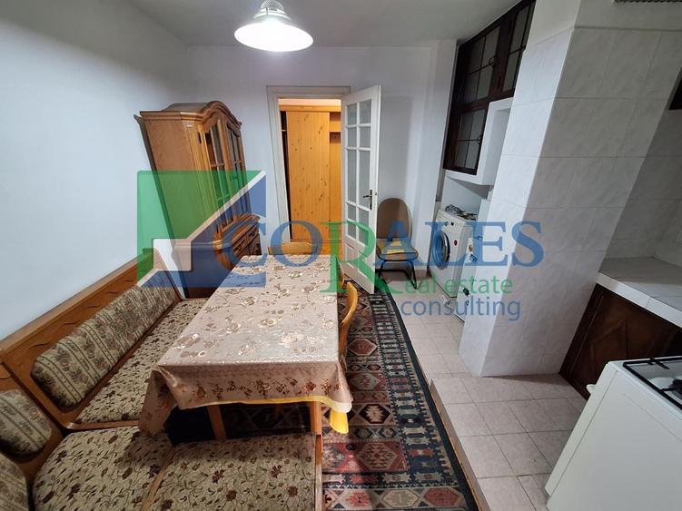 Apartament cu 2 camere decomandat, mobilat în Bucovina