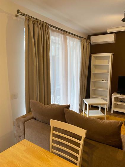 Apartament cu 2 camere semidecomandat în Iosia