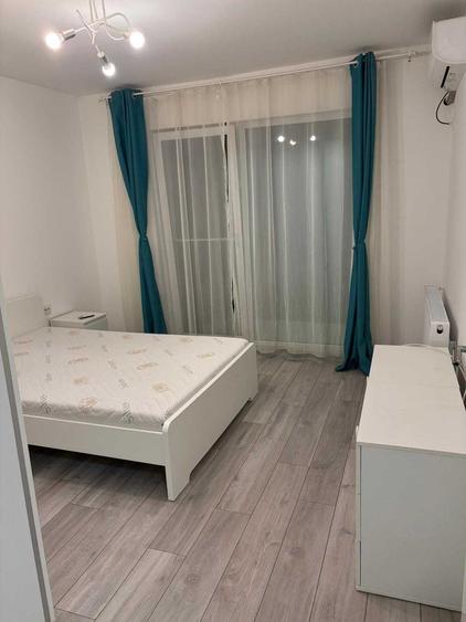Garsonieră decomandată în Central