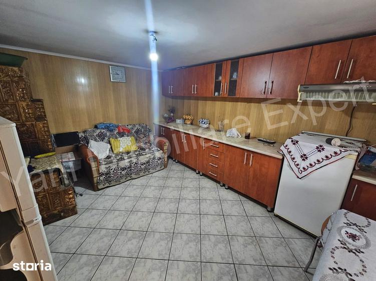 Casă cu 3 camere cu Teren 1378 Mp în Corbeni