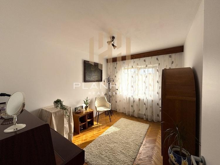 Apartament 3 camere - str. Moldovei, zona Canal 7 - 7