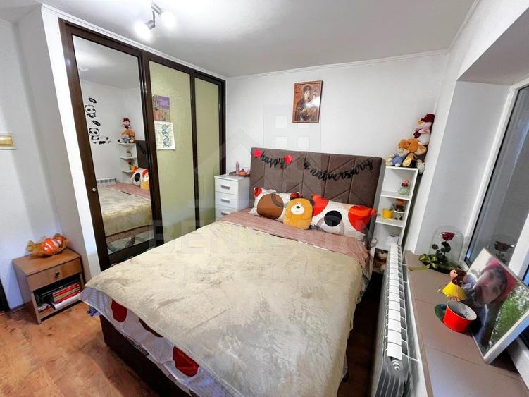 Apartament cu 2 camere decomandat în Craiovița Nouă