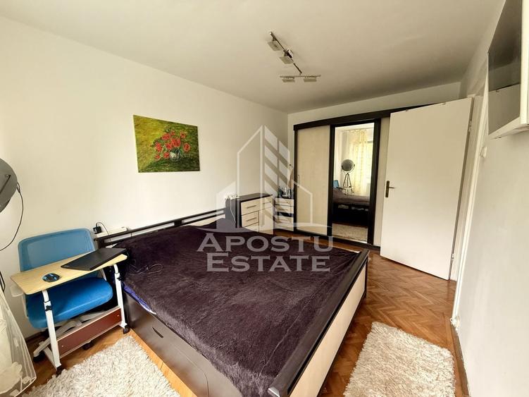 Apartament cu 3 camere semidecomandat, mobilat în Olimpia-Stadion
