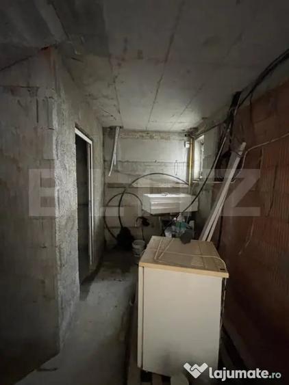 Casă cu 4 camere cu Teren 571 Mp în Dezmir