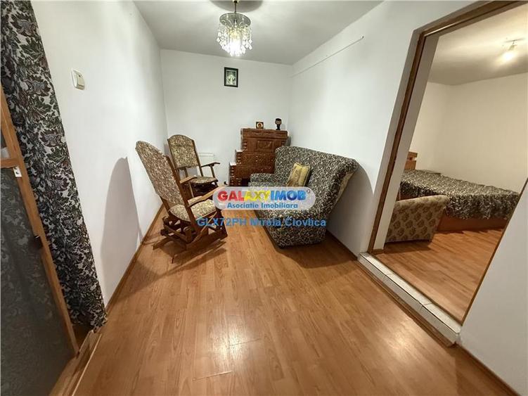 Casă cu 5 camere cu Teren 1307 Mp în Ariceștii Rahtivani
