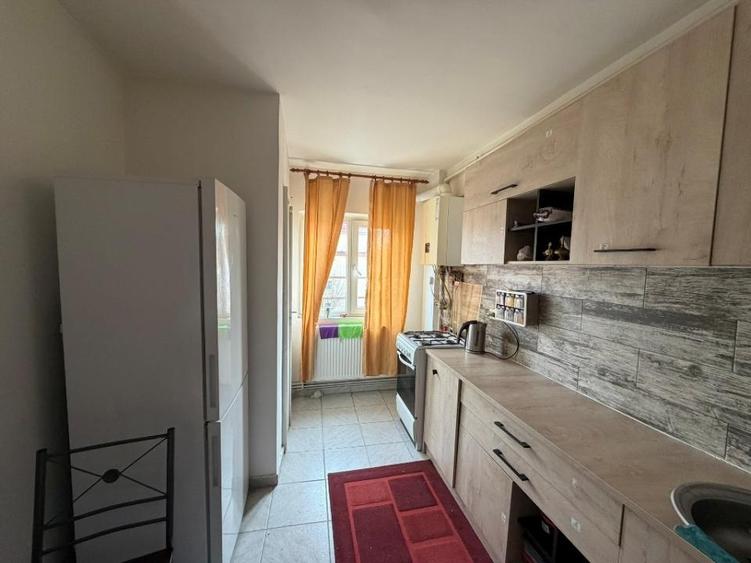 Apartament cu 2 camere, mobilat în Ștrand