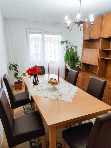 RECO Apartament cu 3 camere decomandat in cartierul Rogerius - 1