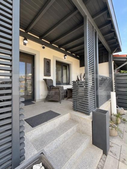 Duplex cu 4 camere cu Canalizare în Dumbrăvița