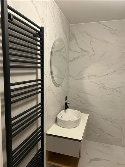 Apartament cu 2 camere decomandat, mobilat în Poiana Brașov
