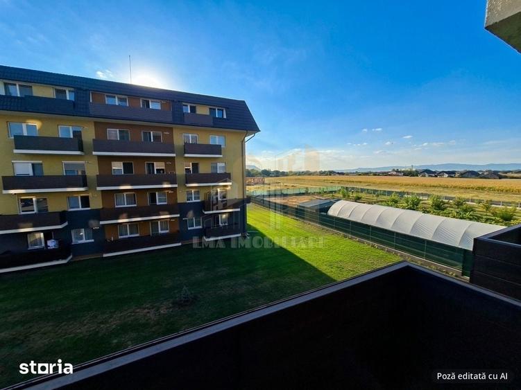 Apartament cu 3 camere decomandat în Sânpetru
