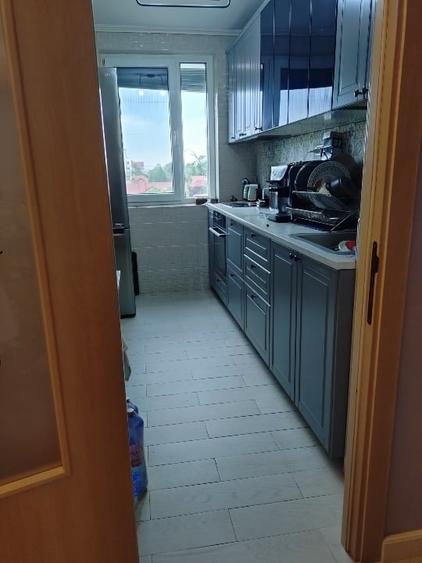 Apartament cu 3 camere decomandat în 1 Decembrie 1918