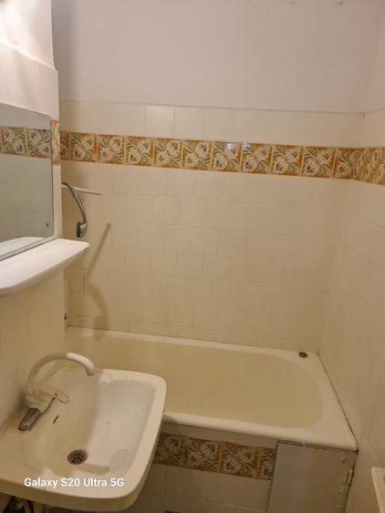 apartament 3 cam nemobilat in zona Circumvalatiunii Timisoara-de inchiriat - 1