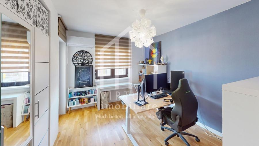 Duplex cu 5 camere cu Canalizare în Cristian