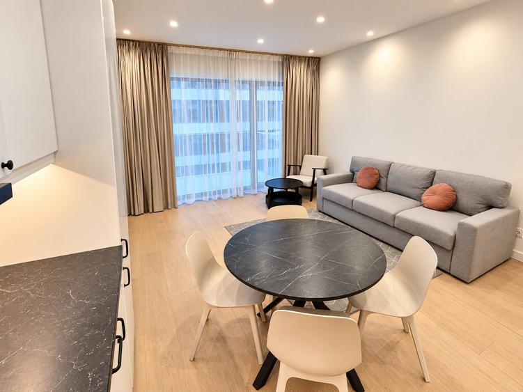Apartament cu 2 camere decomandat, mobilat în Aviației