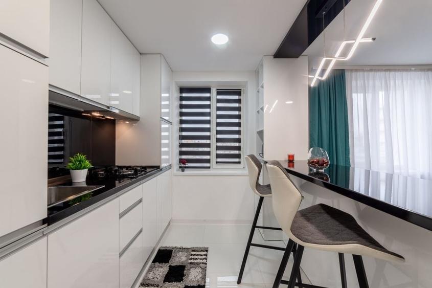 Apartament cu 2 camere decomandat în Central