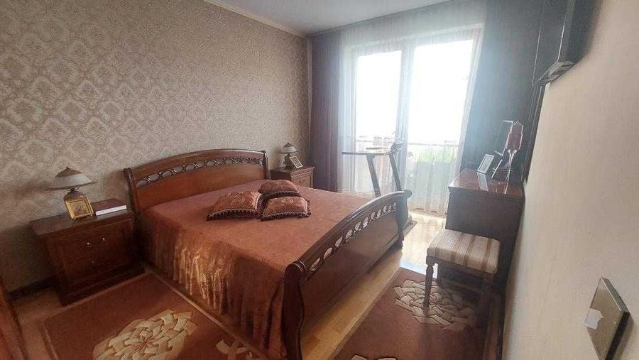 Casă cu 4 camere în Baciu