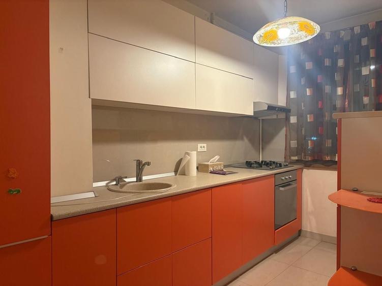 Apartament cu 2 camere semidecomandat, mobilat în Grivița