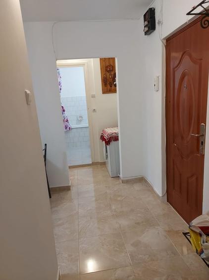 Apartament cu 2 camere decomandat în Mărăști