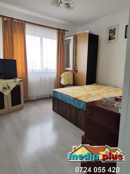 Apartament cu 2 camere decomandat de vânzare – Micro 17 - 4