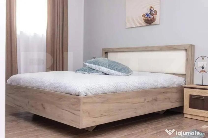 Casă cu 7 camere cu Teren 1200 Mp în Central