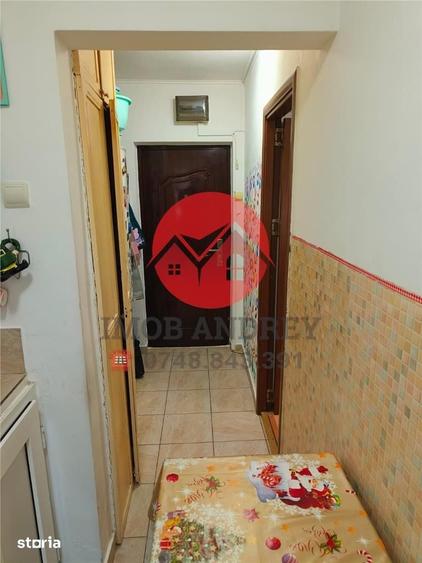Apartament cu 2 camere semidecomandat în Central