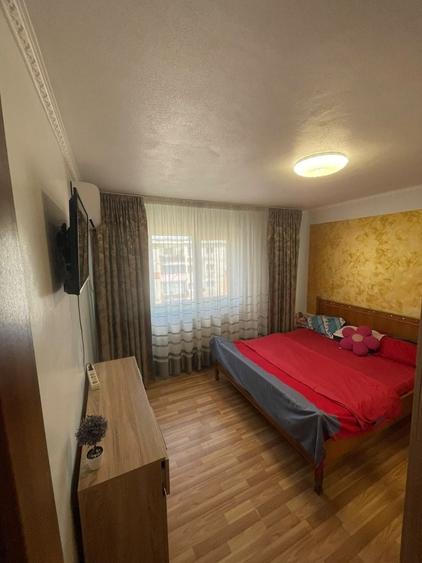 Apartament cu 2 camere decomandat în 9 Mai