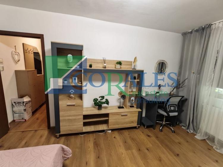 Garsonieră decomandată, mobilată în Complex Studențesc