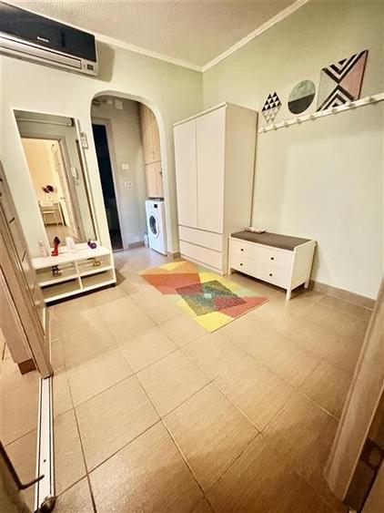 Apartament cu 2 camere decomandat, mobilat în Dacia