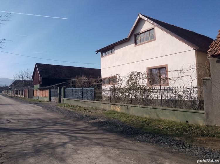 Casă cu 2 camere cu Teren 500 Mp în Bretea Mureșană