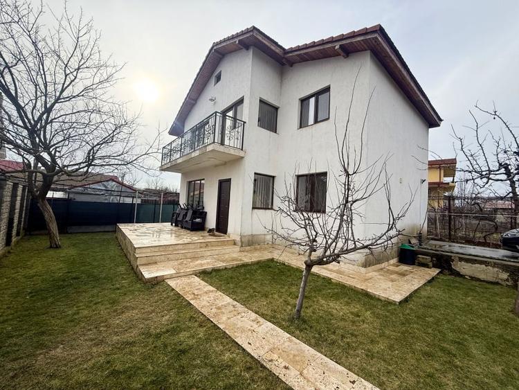 Casă individuală cu 4 camere cu Teren 414 Mp în Valu lui Traian