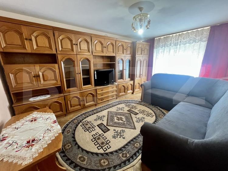 Apartament decomandat de vânzare - zona Rogerius - 1