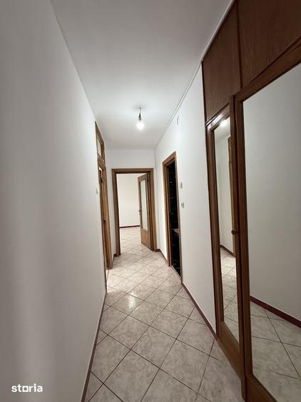Apartament cu 2 camere decomandat în Crângași