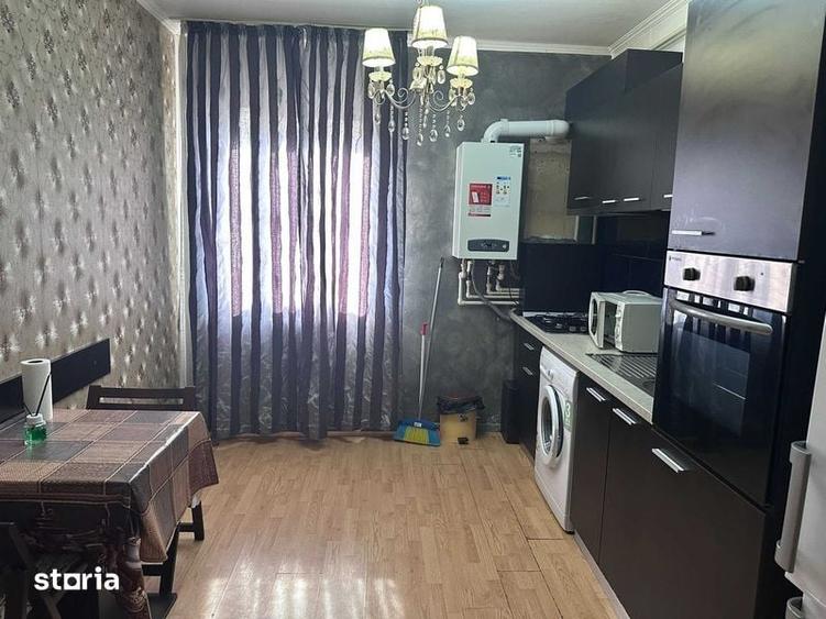 Garsonieră decomandată în Gării