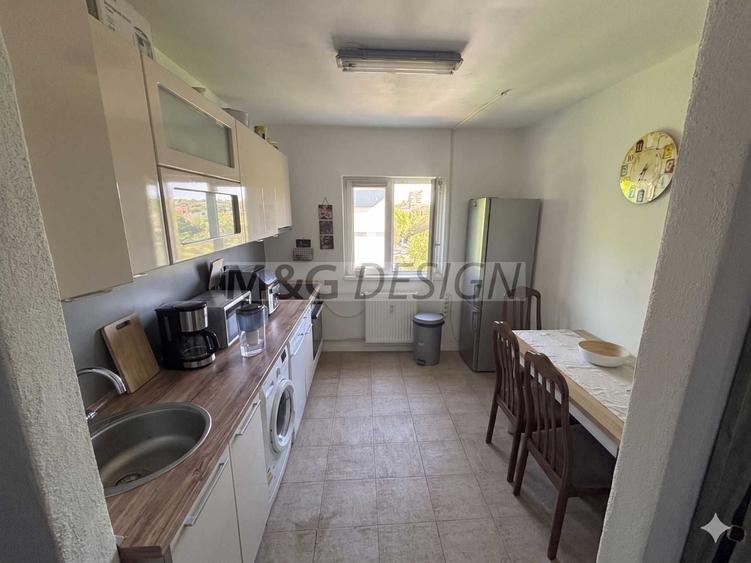 Apartament cu 2 camere semidecomandat în Spitalul Județean