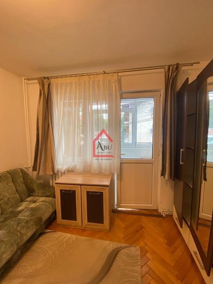 Apartament cu 2 camere decomandat, mobilat în Tătărași