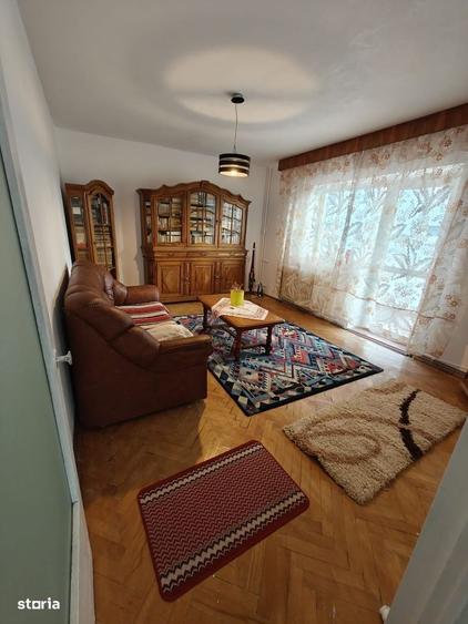 Apartament cu 2 camere decomandat în Albești