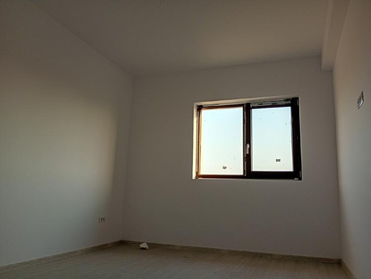 Duplex cu 5 camere cu Teren 332 Mp în Giroc