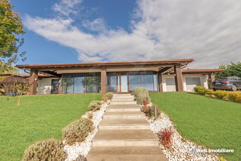 Casă individuală cu 5 camere cu Piscina în Rediu