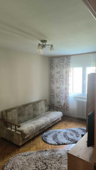 Apartament cu 3 camere decomandat în Grigorescu