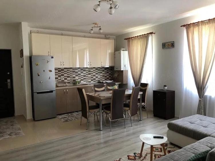 Apartament cu 2 camere decomandat în Exterior Vest