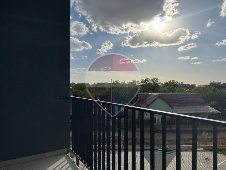 Apartament cu 2 camere semidecomandat în Micălaca