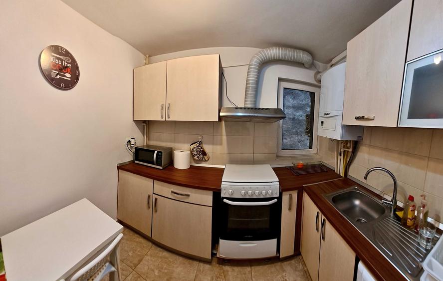 Apartament cu 2 camere decomandat în Progresul