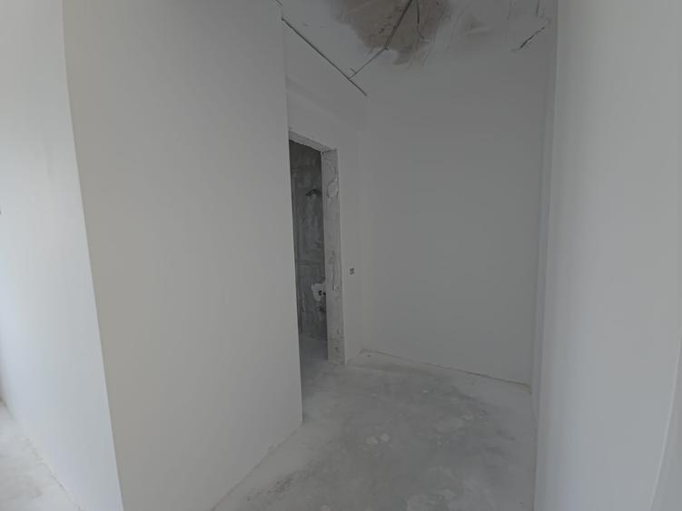 Apartament cu 2 camere decomandat în Tomis Plus
