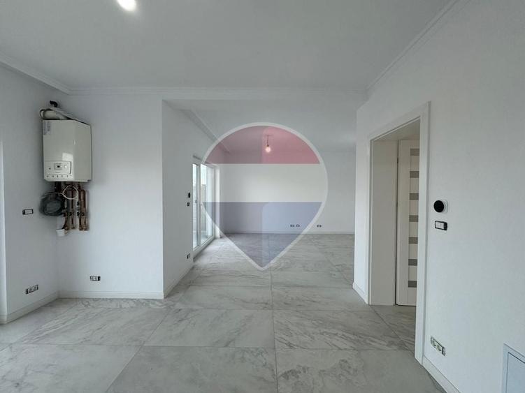 Casă individuală cu 4 camere cu Teren 222 Mp în Gai