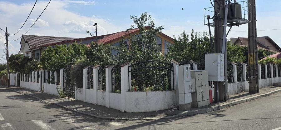 Casă cu 4 camere în Bariera Vâlcii